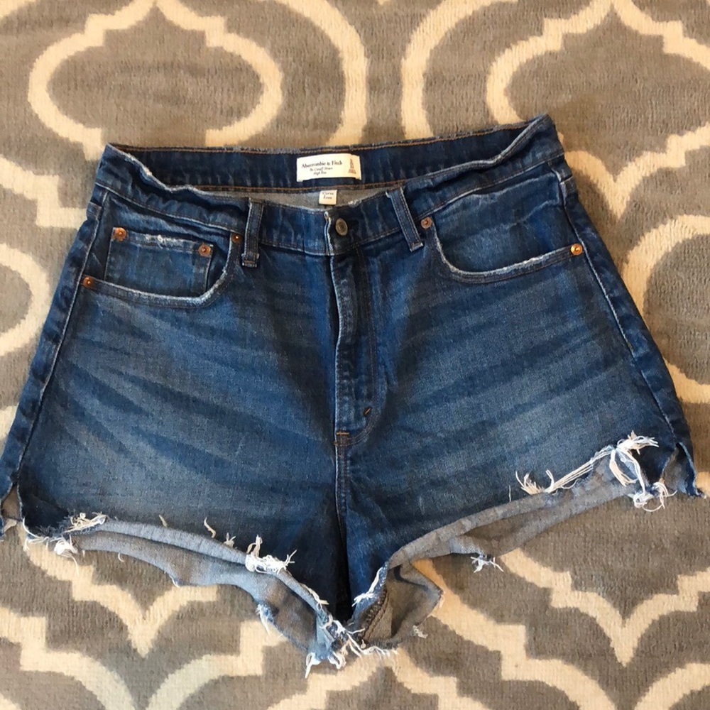 Abercrombie & Fitch High Rise Cutoff Shorts